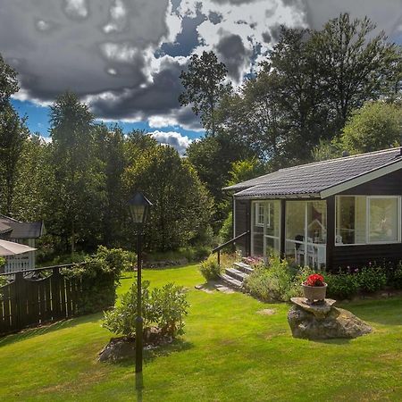 Very Nice Cottage By The Lake. Lursjoen! Hastveda ภายนอก รูปภาพ